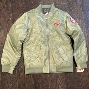 🎉Host Pick🎉 Green Levi’s jacket
